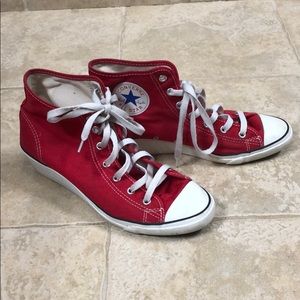 Converse Edge Sneakers Size 9